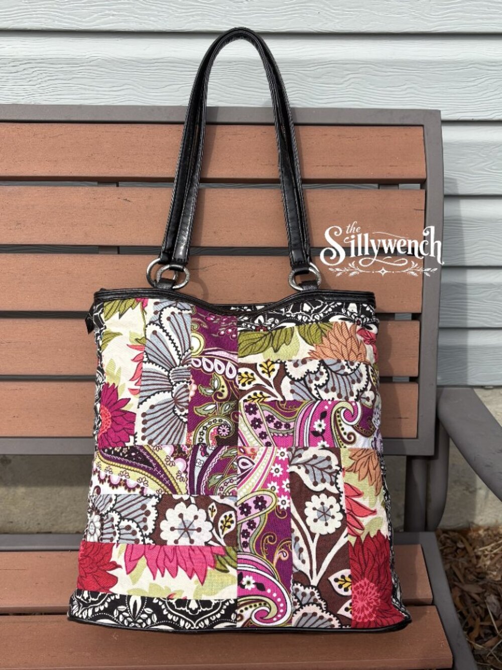 Vera Bradley Medley Patchwork (2010) Zippered Tote Carryall